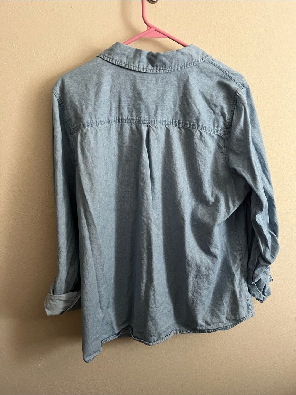 Classic Light Blue Denim Button-Up Shirt - Picture 9 of 10